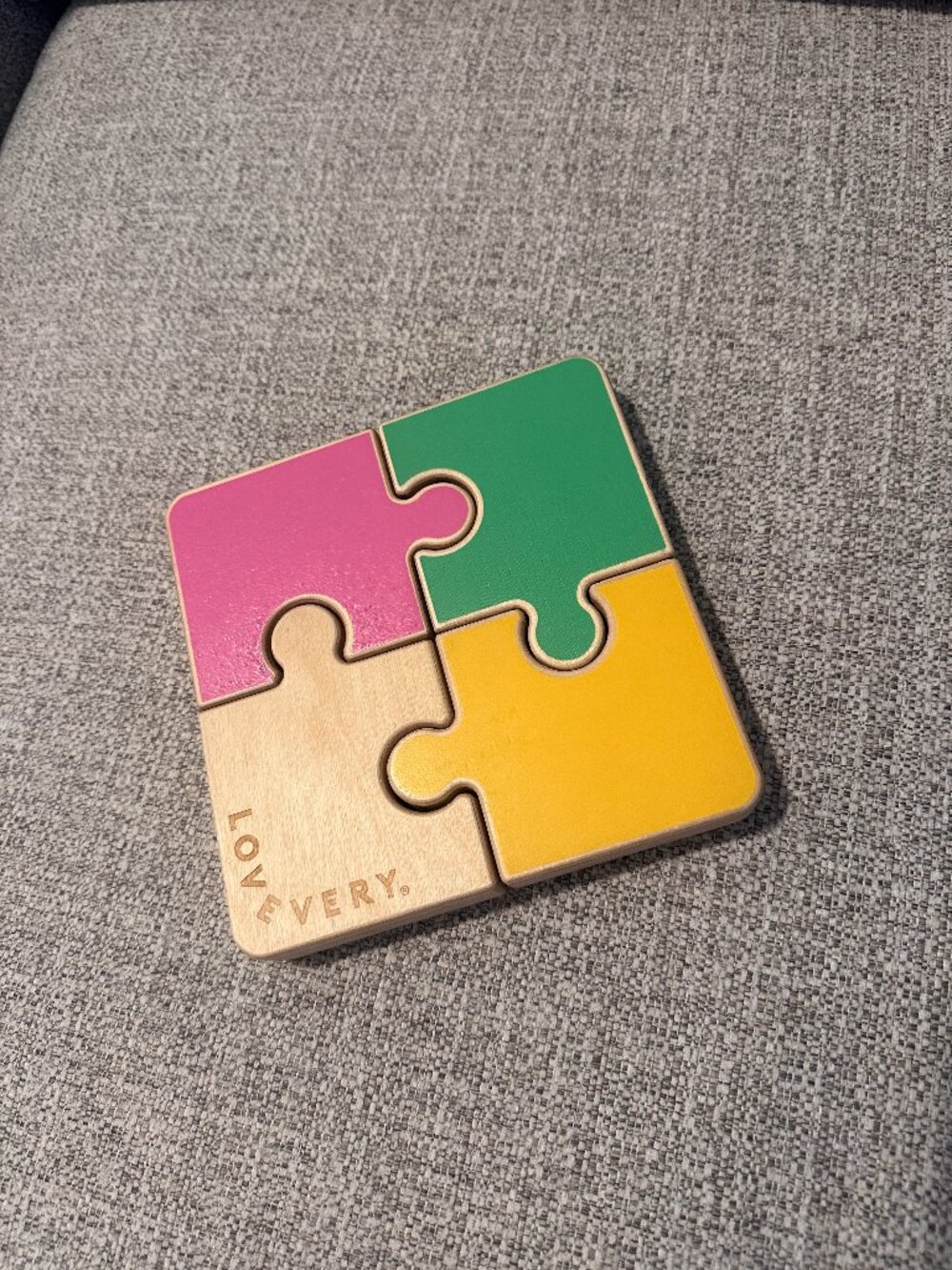 LOVEVERY Chunky Wooden Jigsaw Puzzle 22-24M